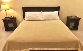 King'S Royale Hotel And Resort